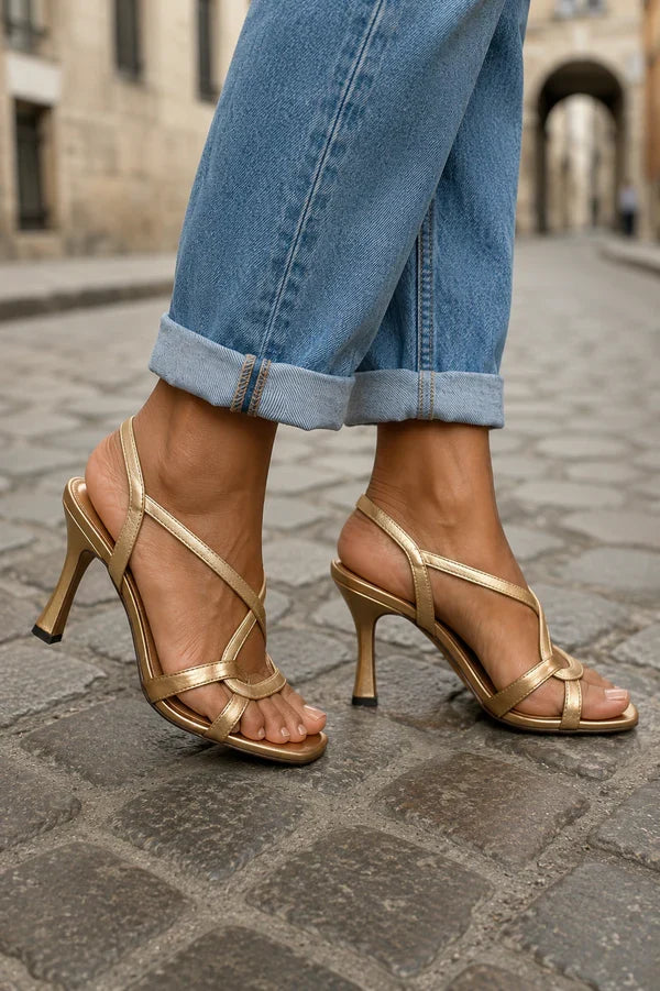 Elisabetta | Sandalias Doradas de Verano