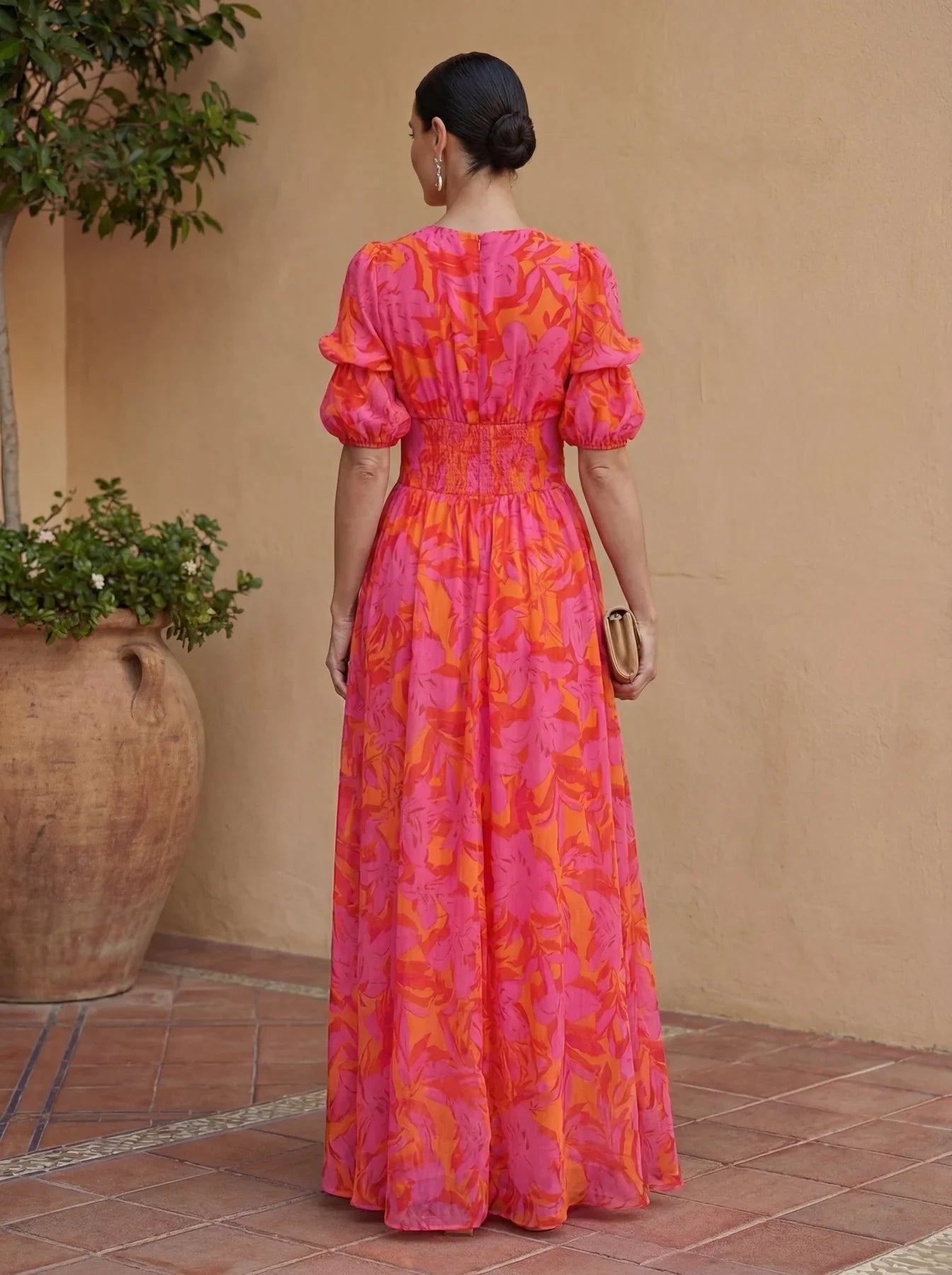 Zinnia | Vestido Largo Floral con Escote en V + Bolso de Regalo