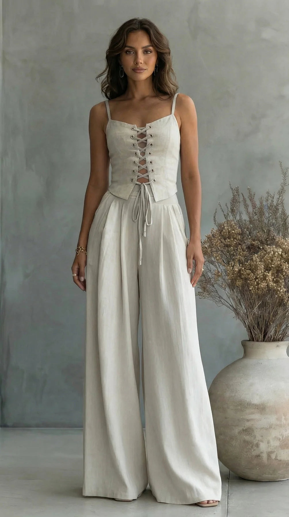 Piera | Conjunto Elegante con Top de Cordones y Pantalón Palazzo