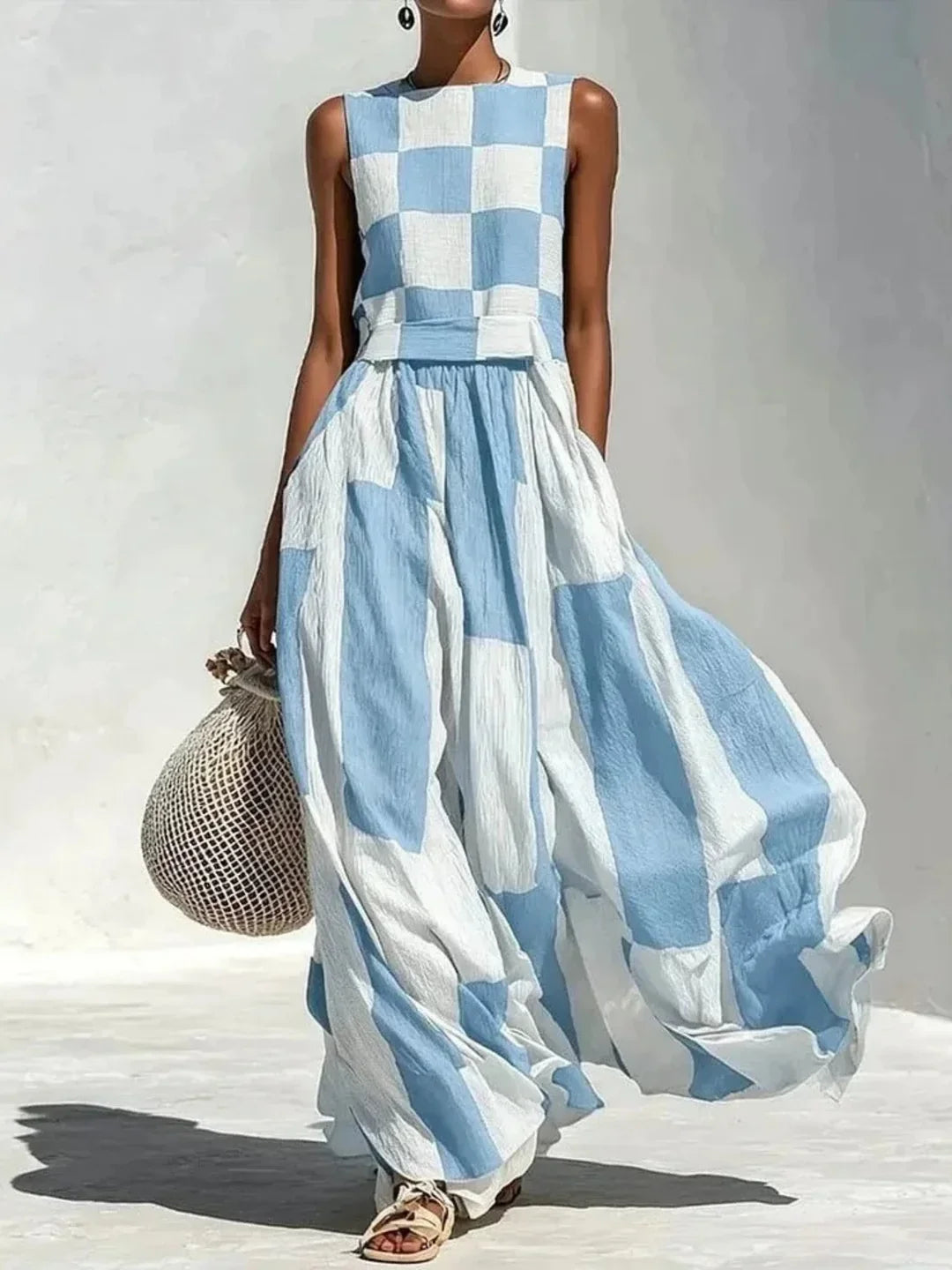 Ashlyn | Vestido sin Mangas con Paneles de Cuadros y Rayas