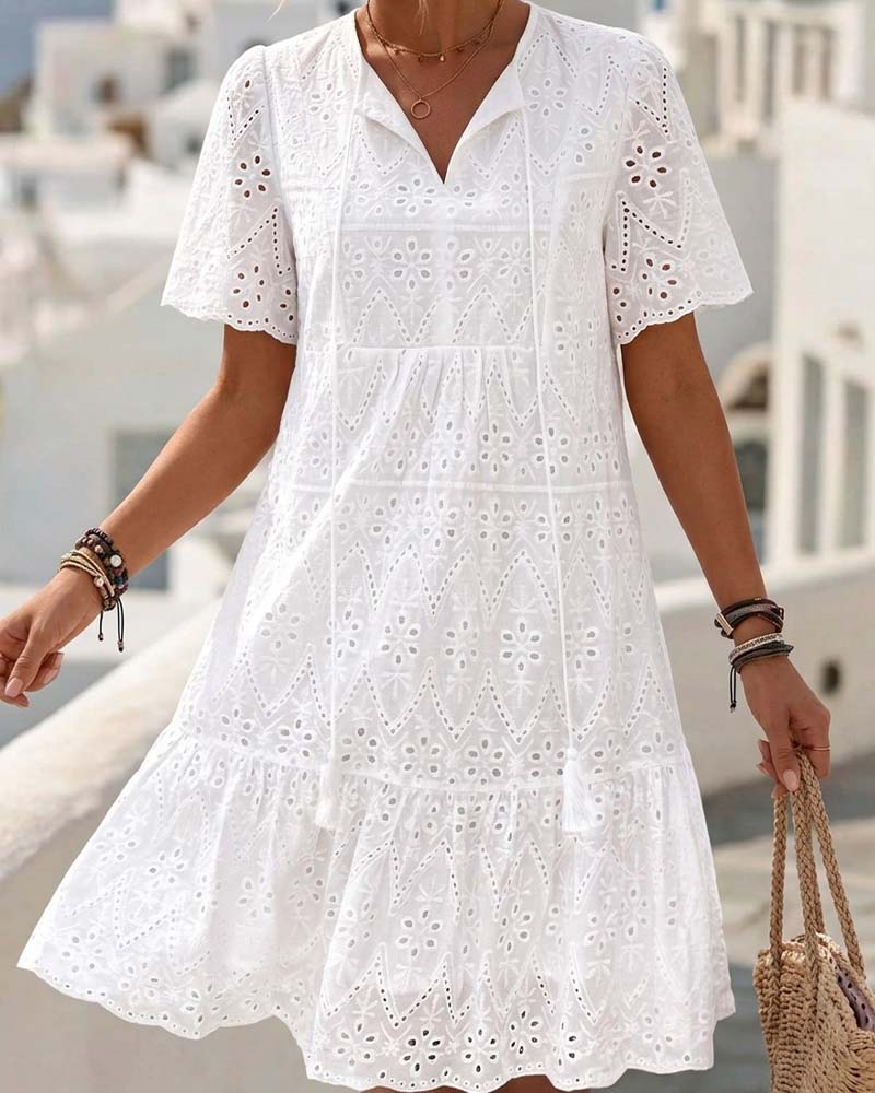 Aphinya | Vestido Calado de Manga Corta